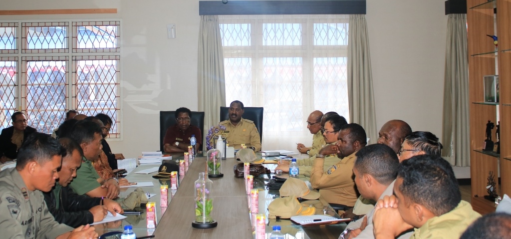 Pemkab Puncak Gelar Pertemuan Awal Bahas Pilkada 2018, Willem Wandik : Perang Akibat Pilkada Jangan Lagi Terulang di Puncak